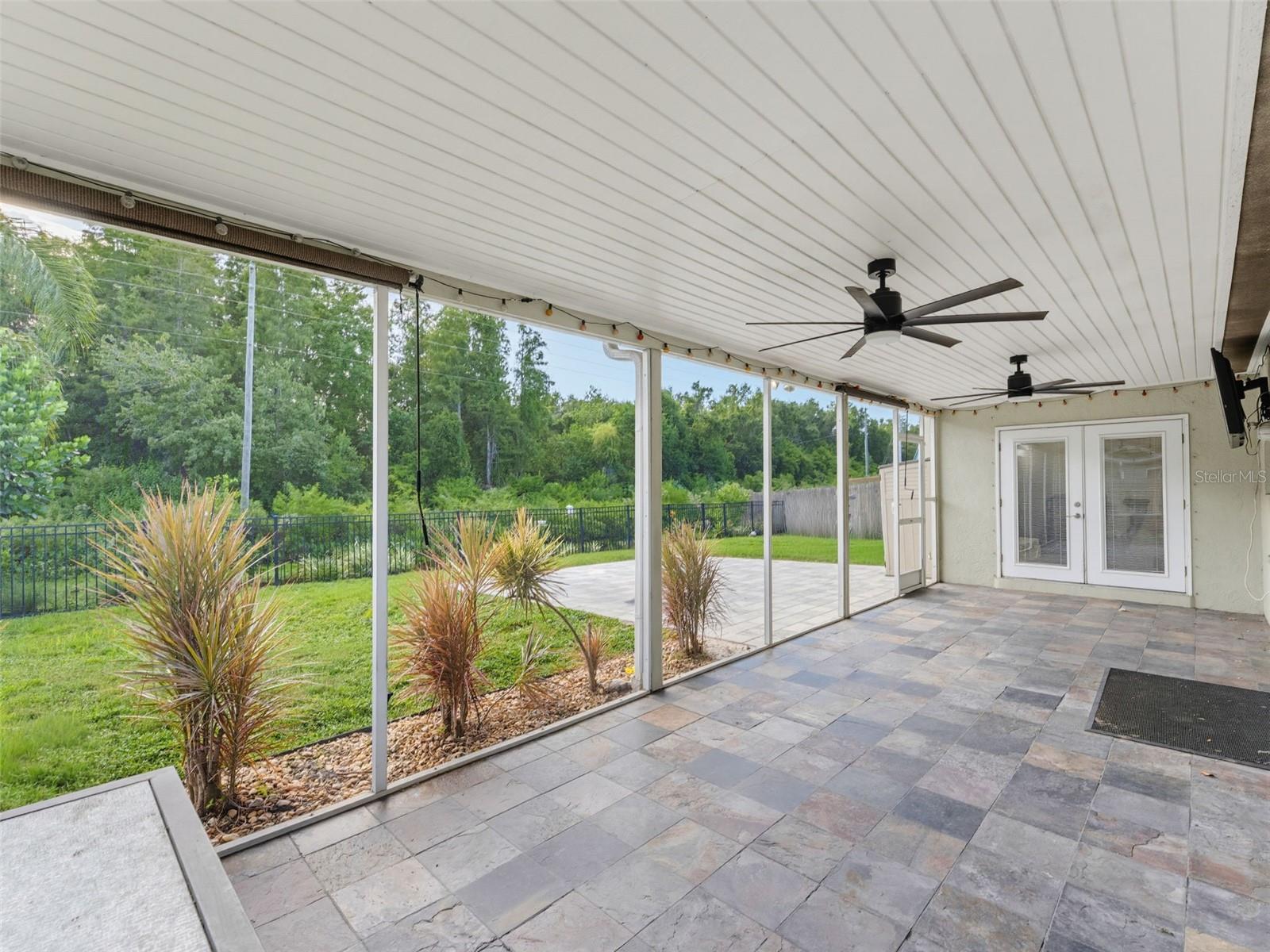 1846 DEL ROBLES DR — photo 39