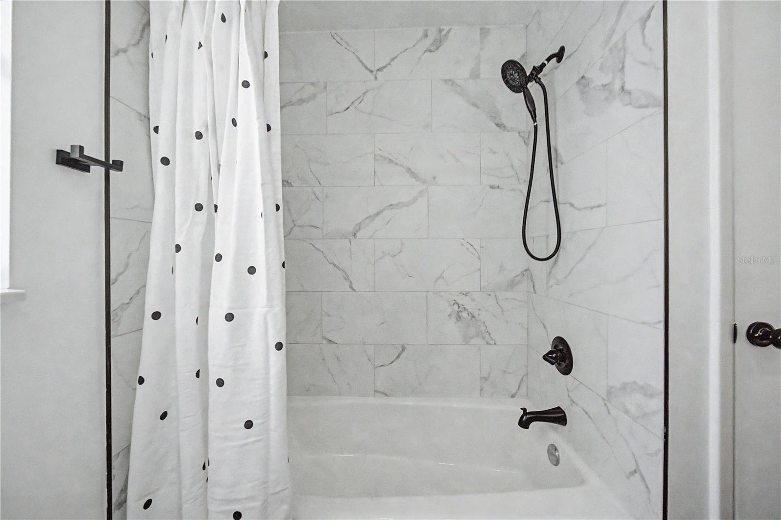 10246 N VALLE DR — photo 29