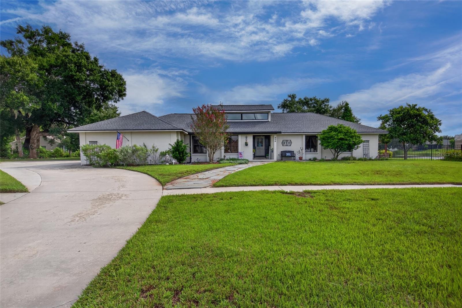 906 RETRIEVER AVE — photo 80