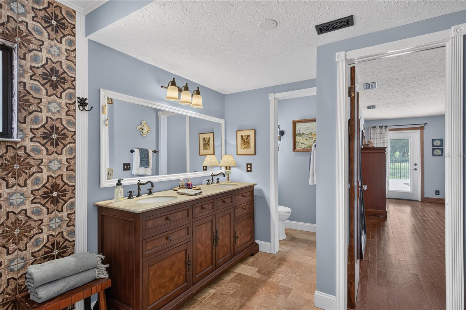 906 RETRIEVER AVE — photo 38