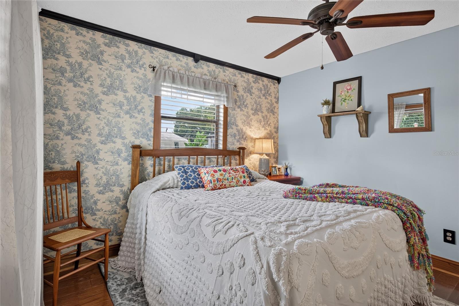 906 RETRIEVER AVE — photo 45