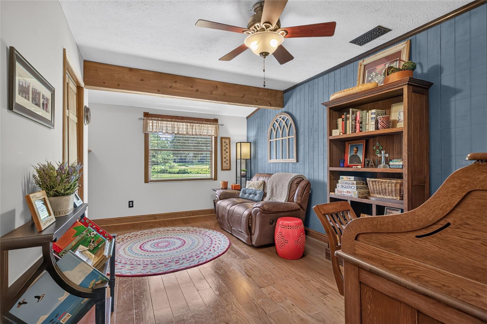 906 RETRIEVER AVE — photo 54
