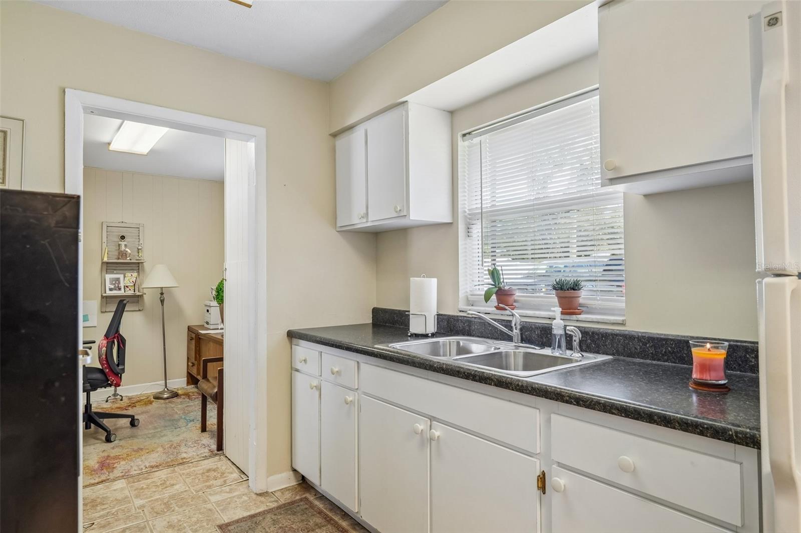 1013 N PARSONS AVE — photo 13