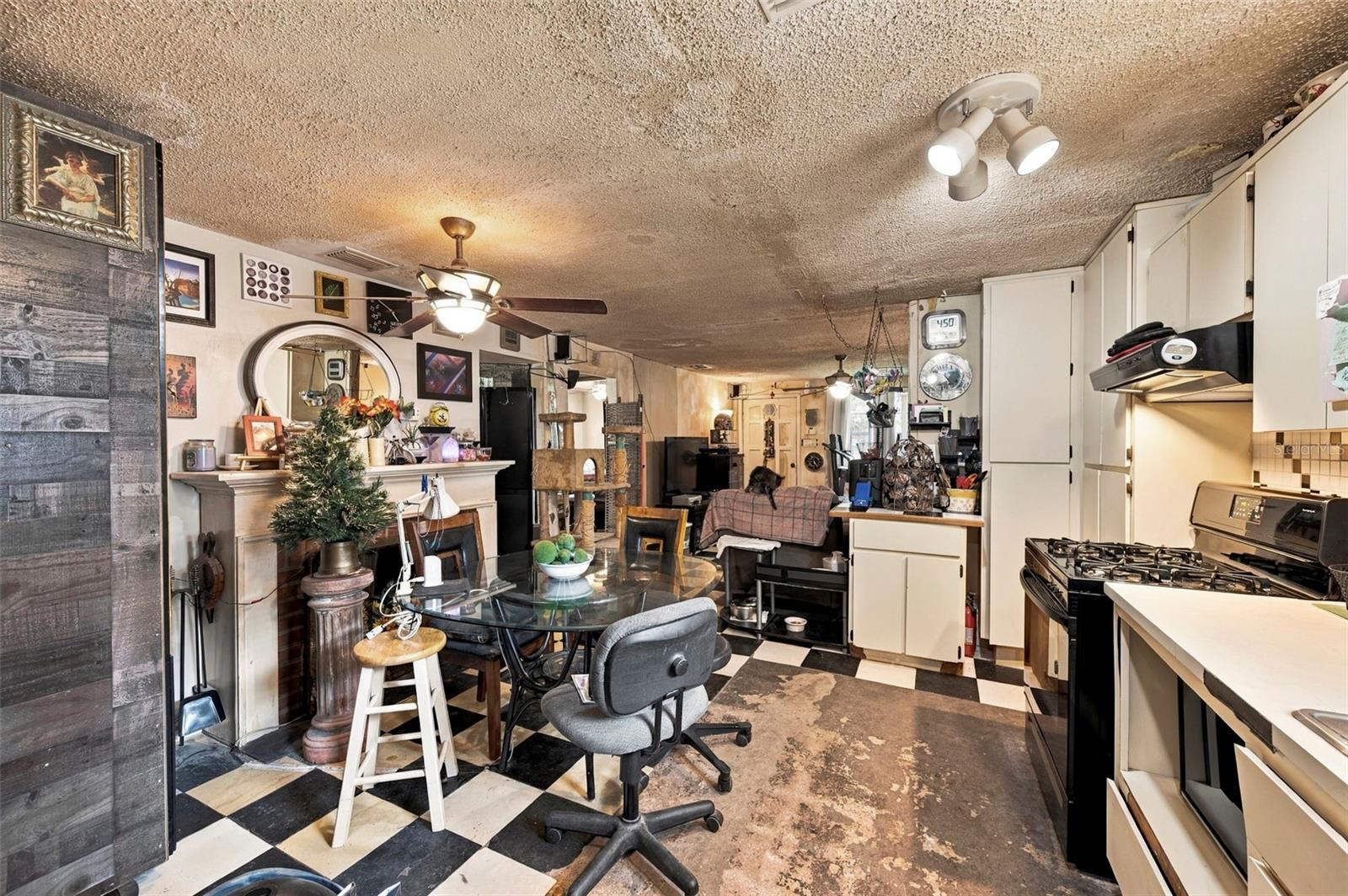 7051 WASHINGTON ST — photo 13