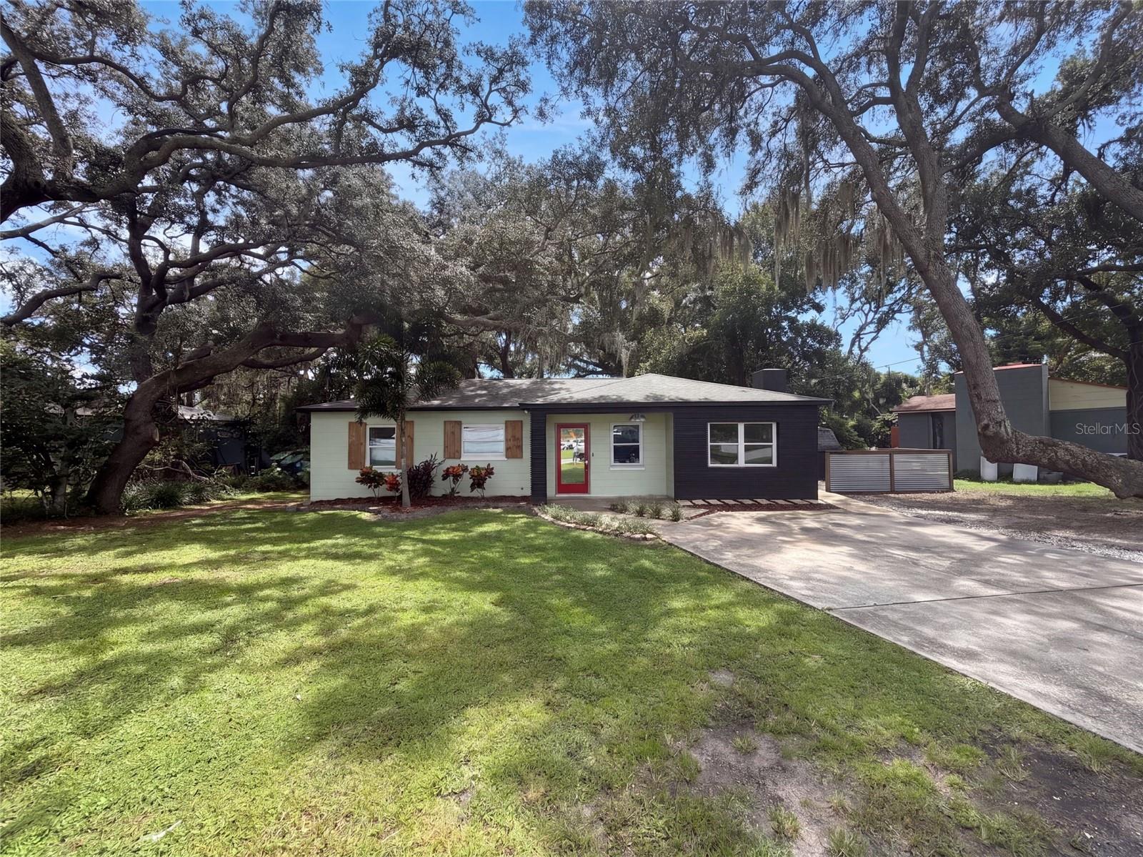 10806 W ELBOW DR — photo 18