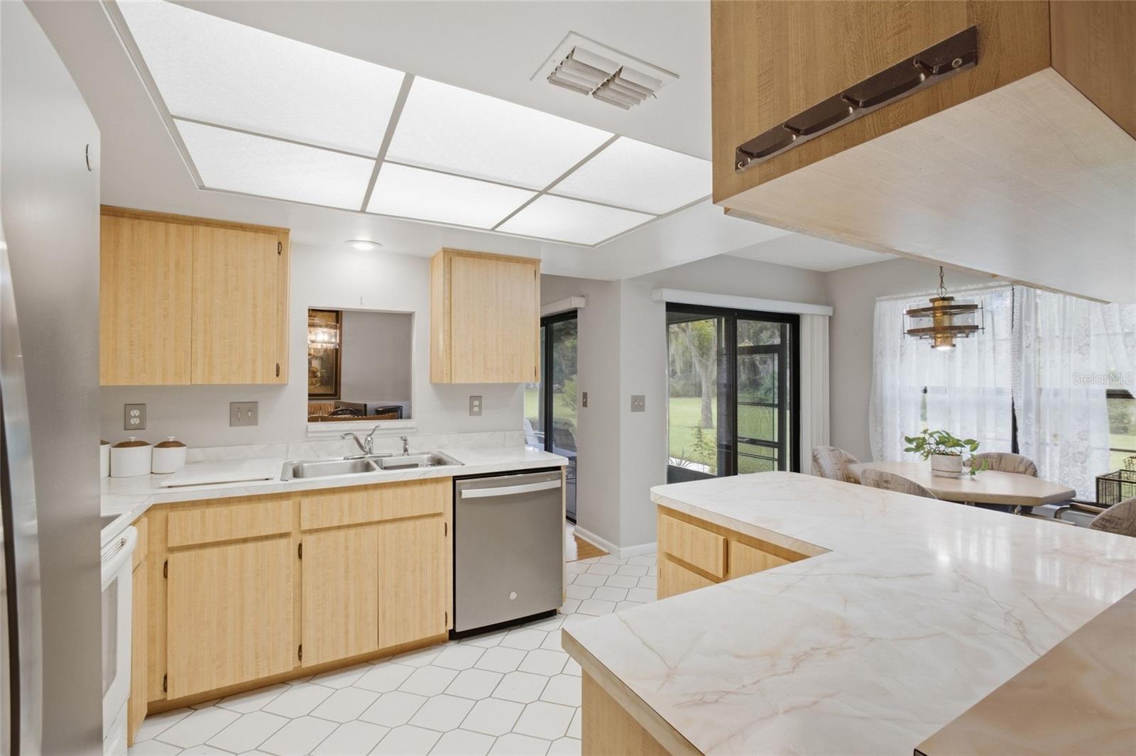 28434 SONNY DR — photo 14