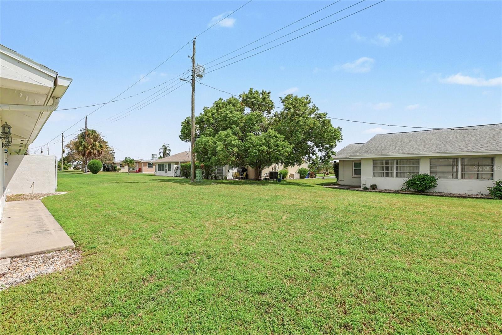 1522 BELLE GLADE AVE — photo 31