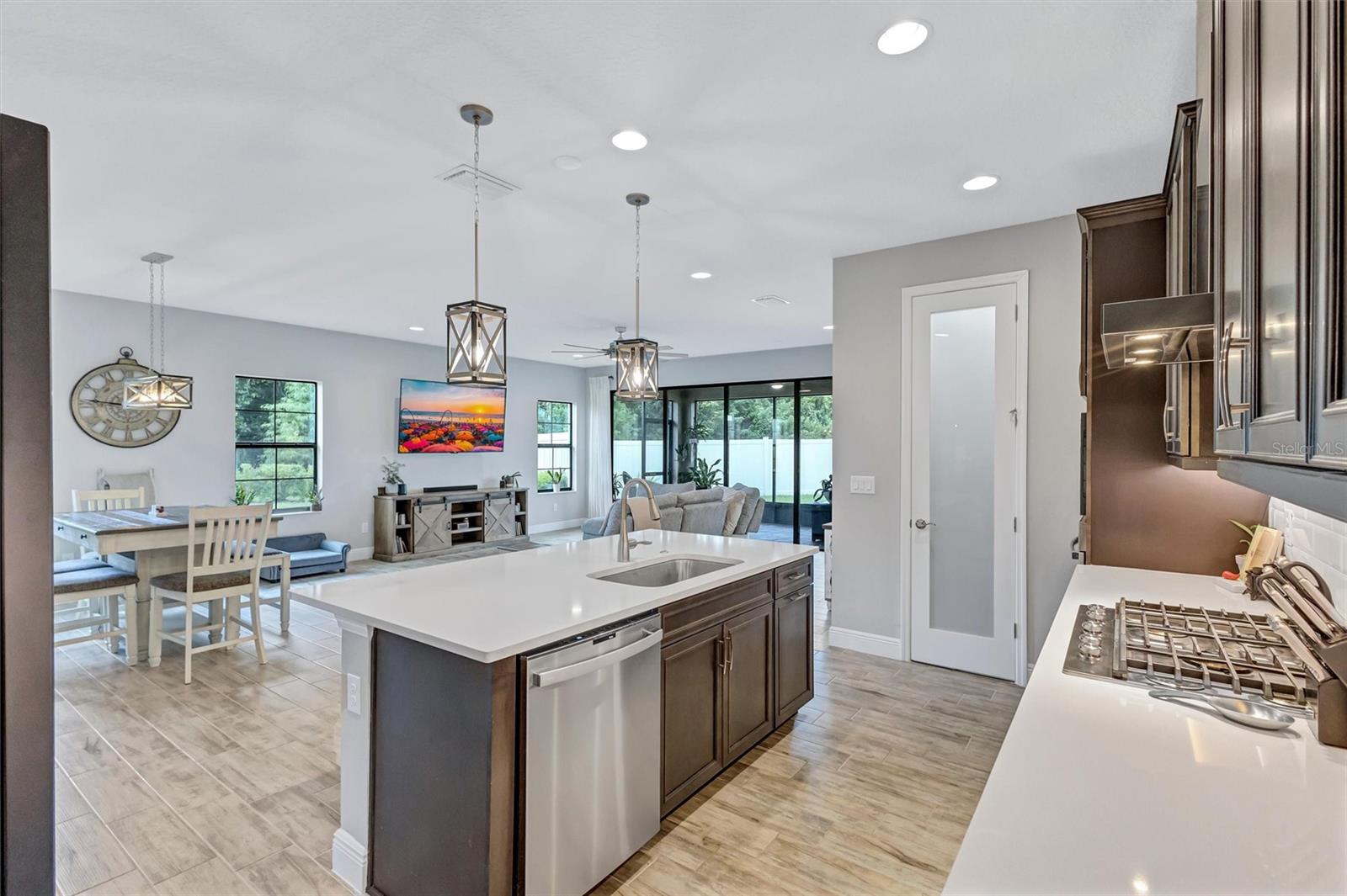 12717 OAK HILL WAY — photo 9