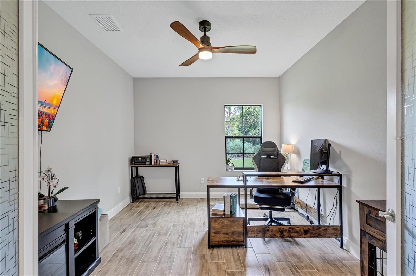 12717 OAK HILL WAY — photo 35