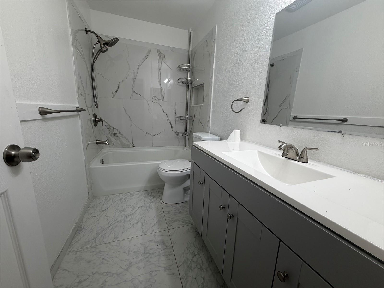 3096 GREEN ACRES AVE — photo 18