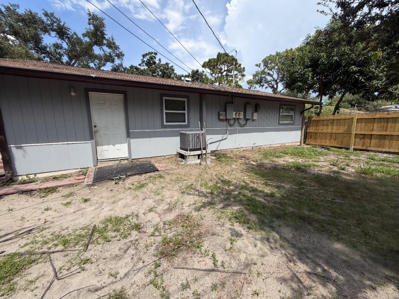 3096 GREEN ACRES AVE — photo 40