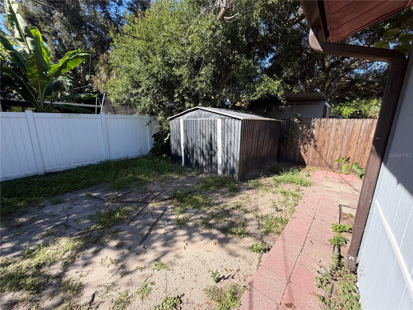 3096 GREEN ACRES AVE — photo 42