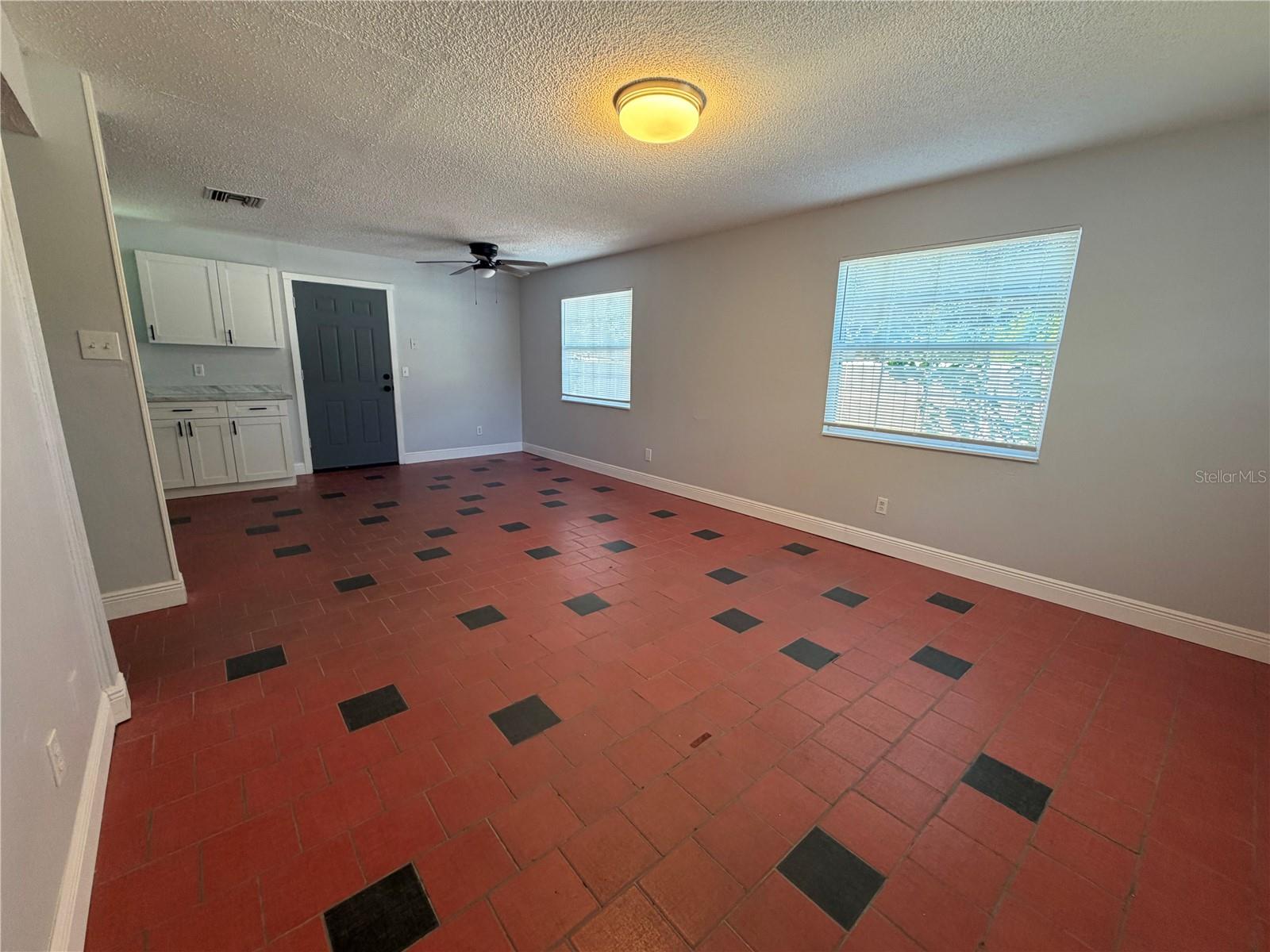 3096 GREEN ACRES AVE — photo 21