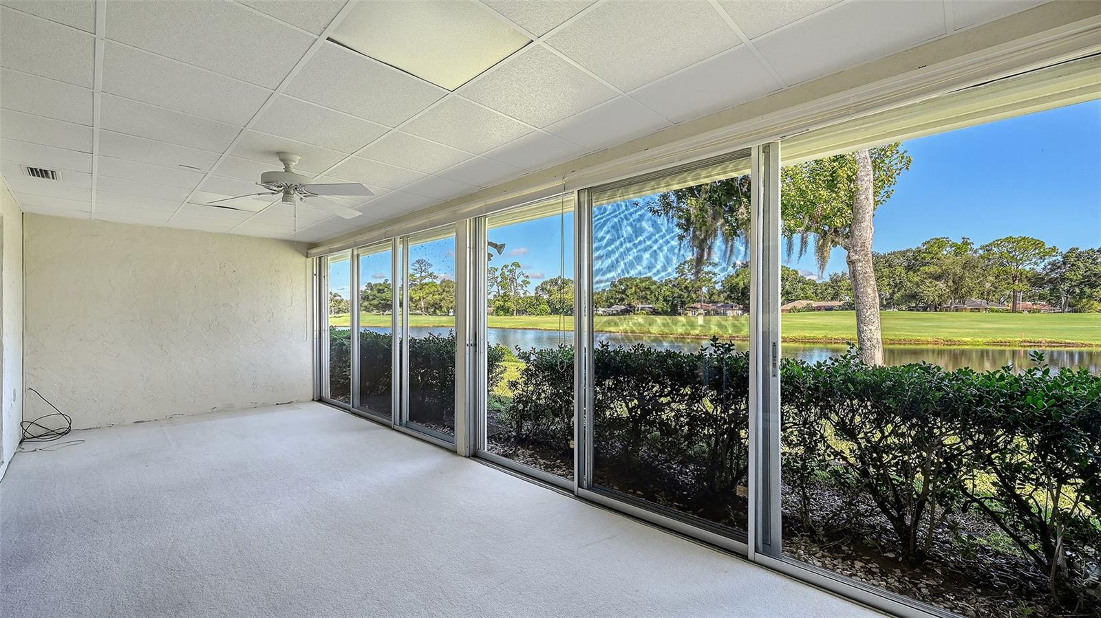 5513 PALM AIRE DR — photo 29