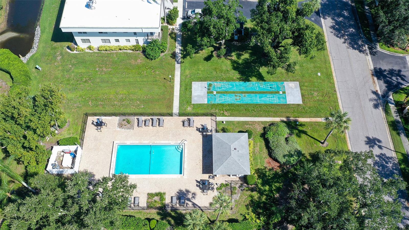 5513 PALM AIRE DR — photo 42