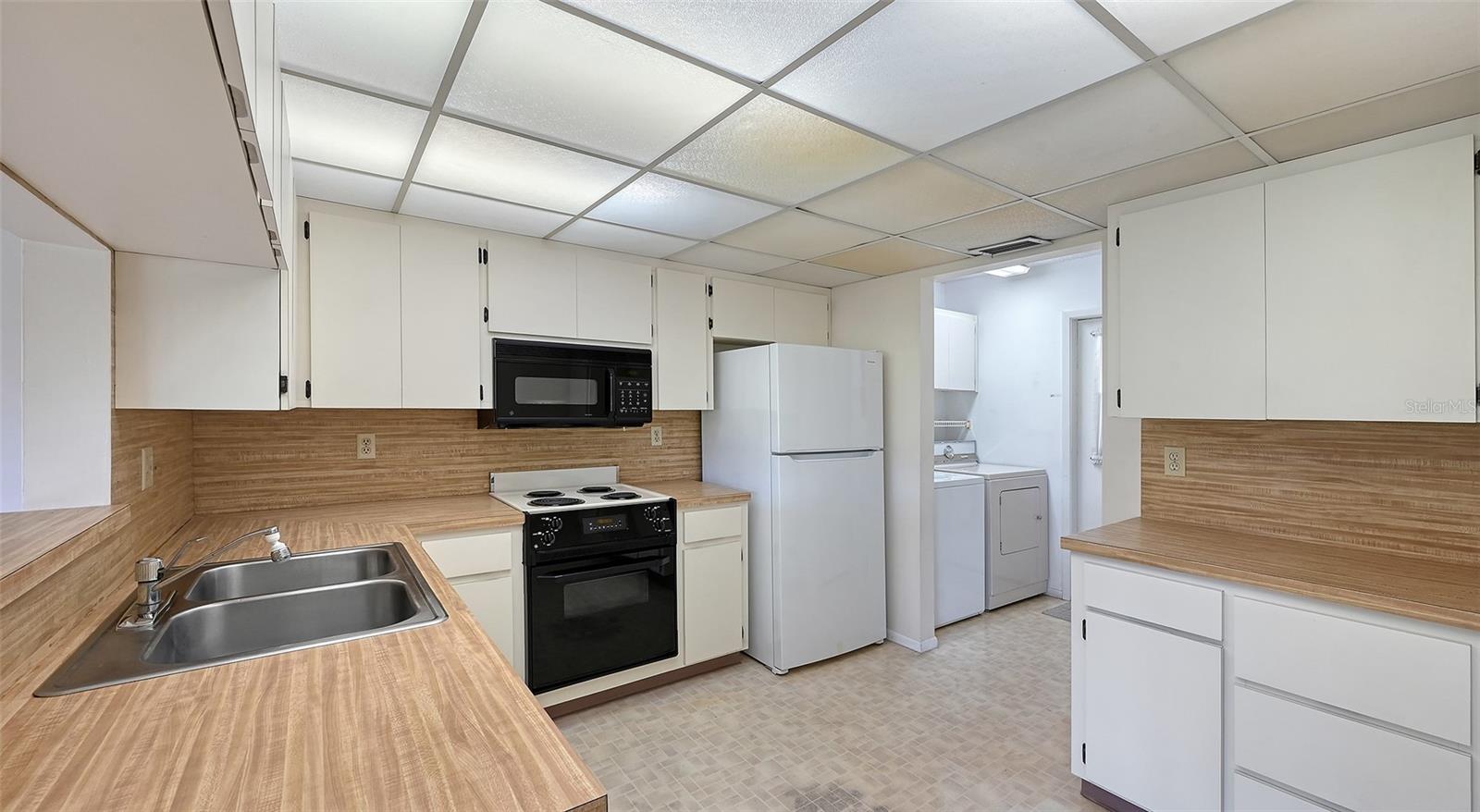 5513 PALM AIRE DR — photo 15