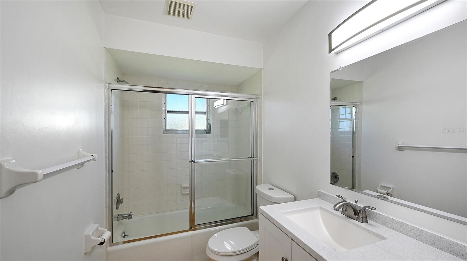 5513 PALM AIRE DR — photo 25