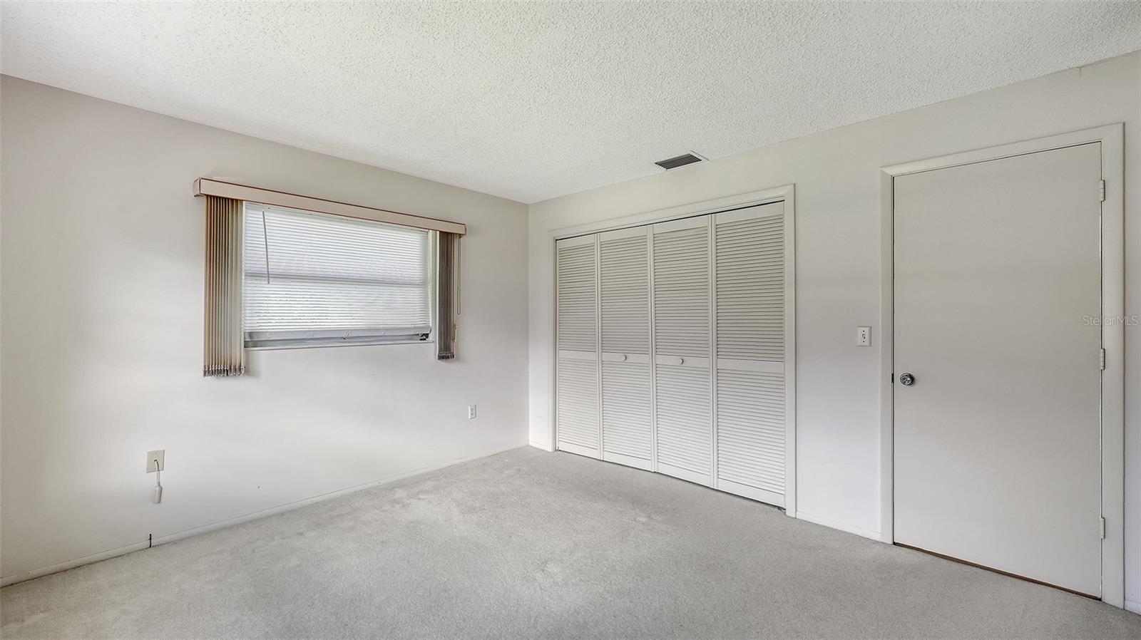 5513 PALM AIRE DR — photo 24
