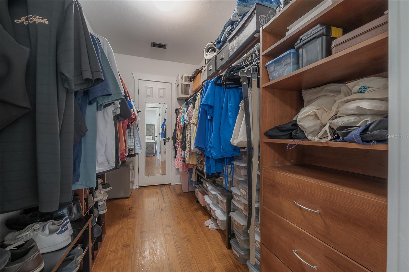 203 W FRIERSON AVE — photo 30