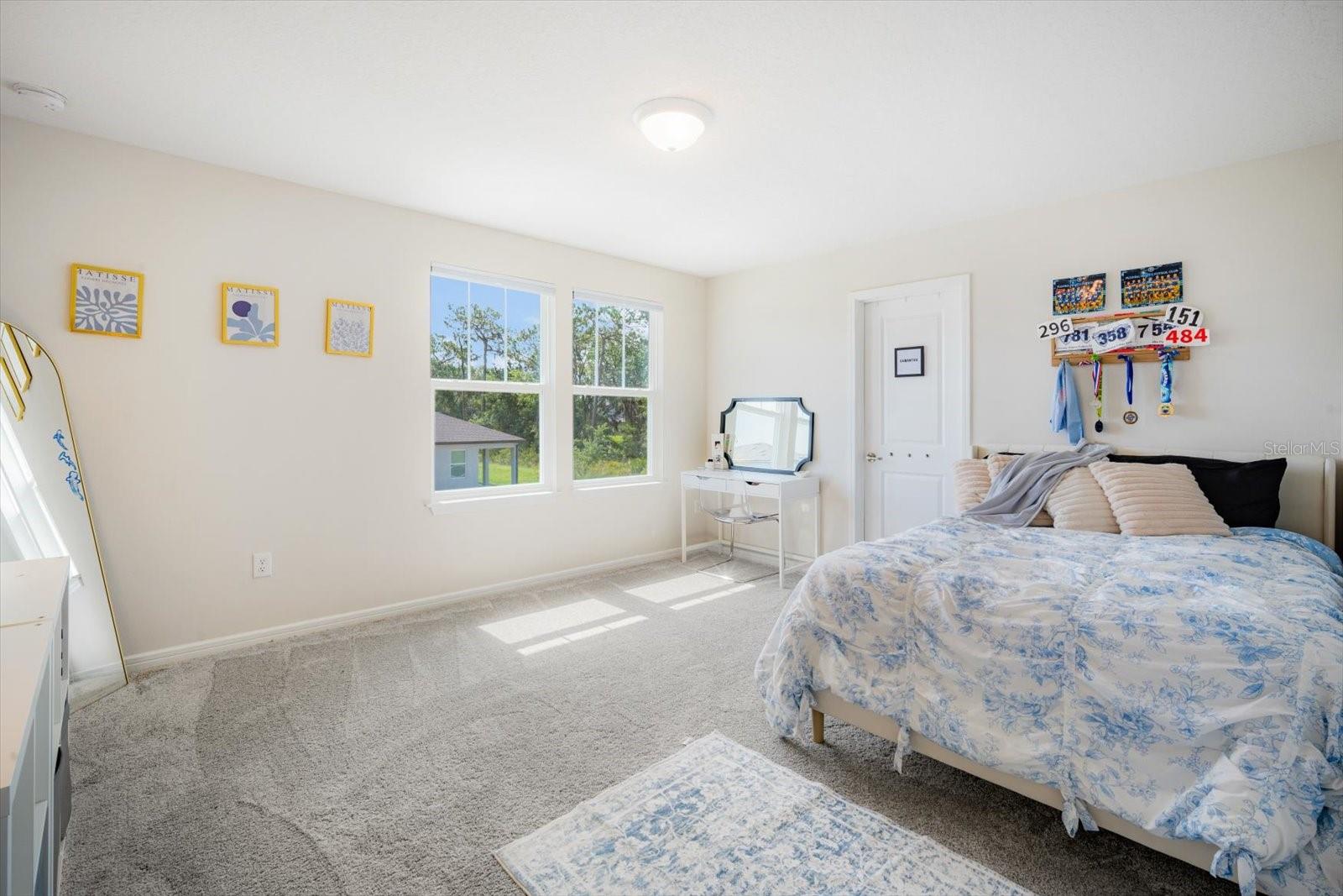 13157 PEACHLEAF AVE — photo 15