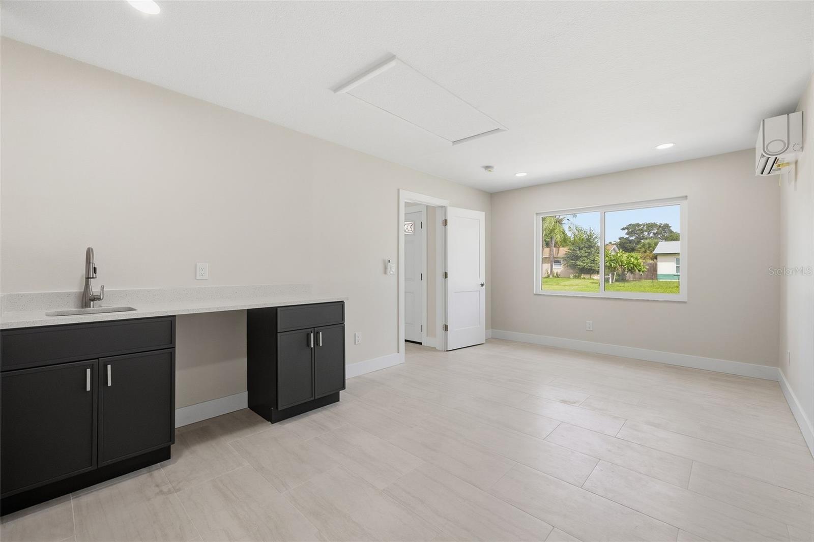 2714 MARY SUE ST SW — photo 32
