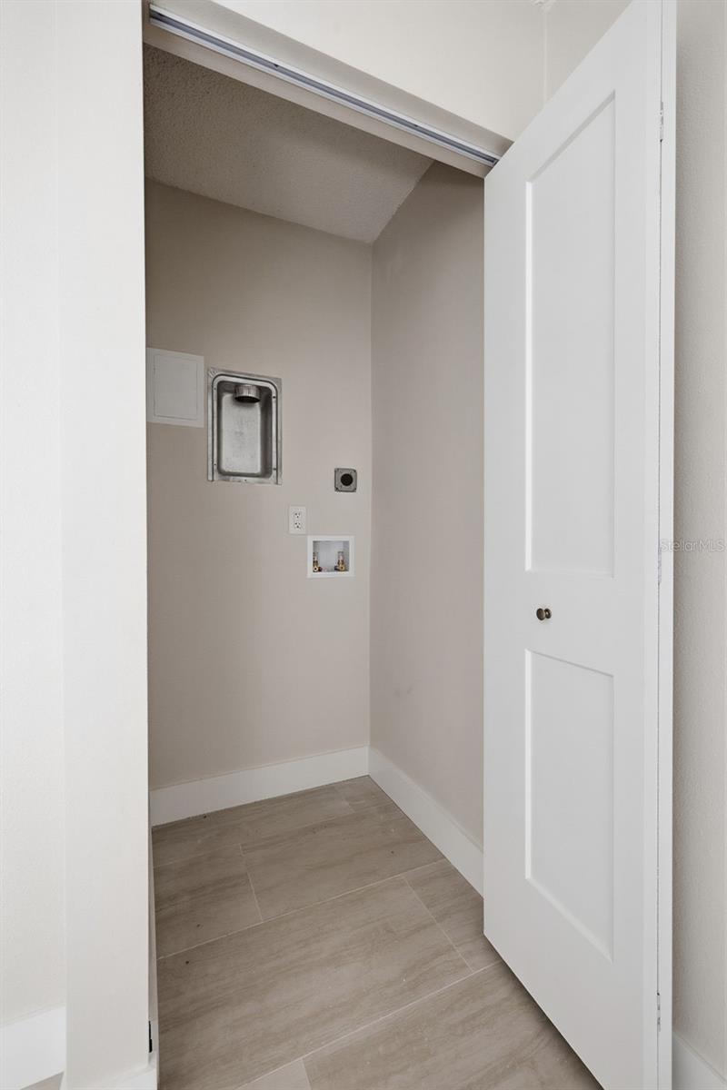 2714 MARY SUE ST SW — photo 22