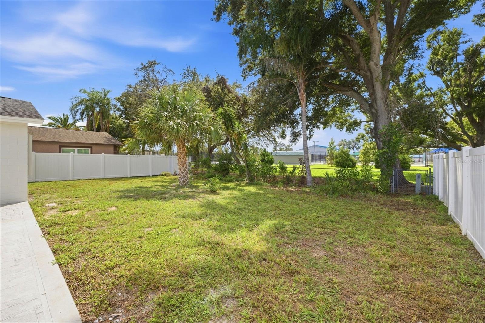 2714 MARY SUE ST SW — photo 25