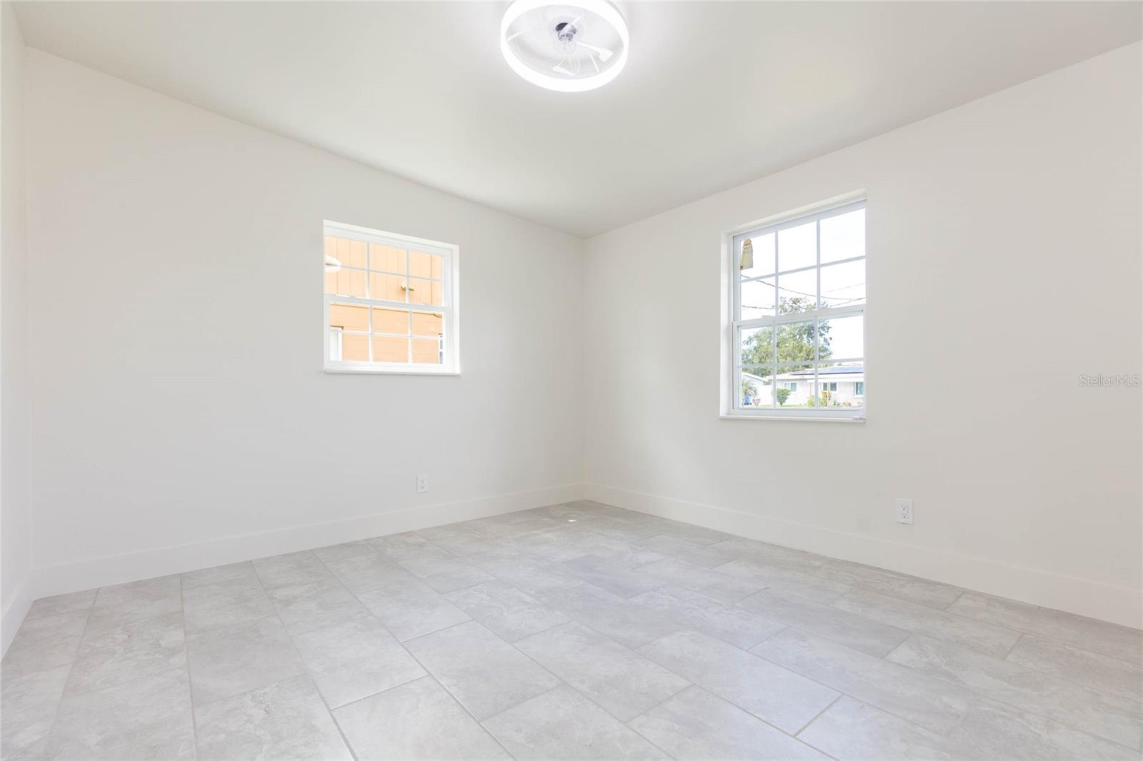 5016 S 86TH ST — photo 16