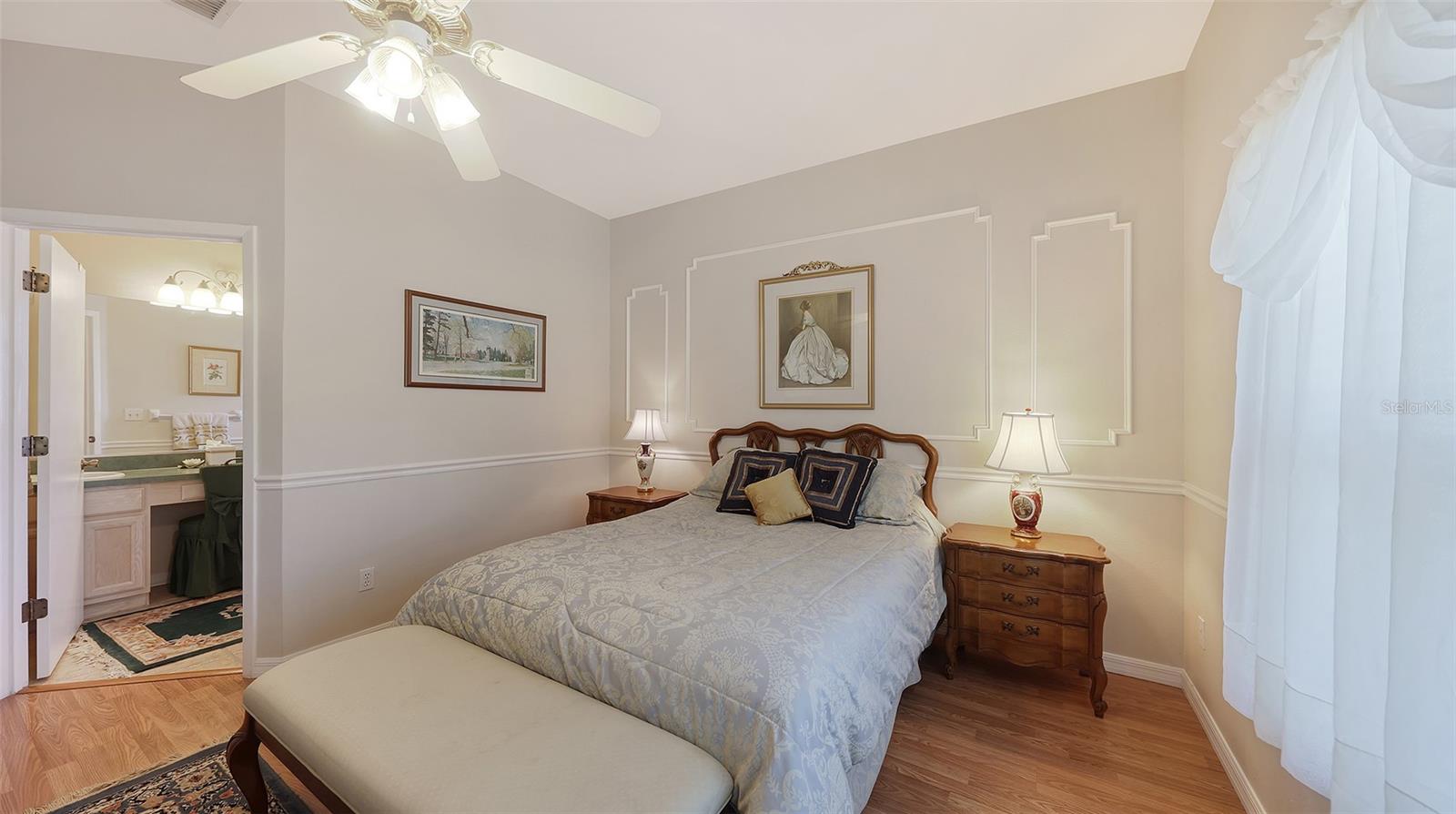 4933 THAMES LN — photo 20