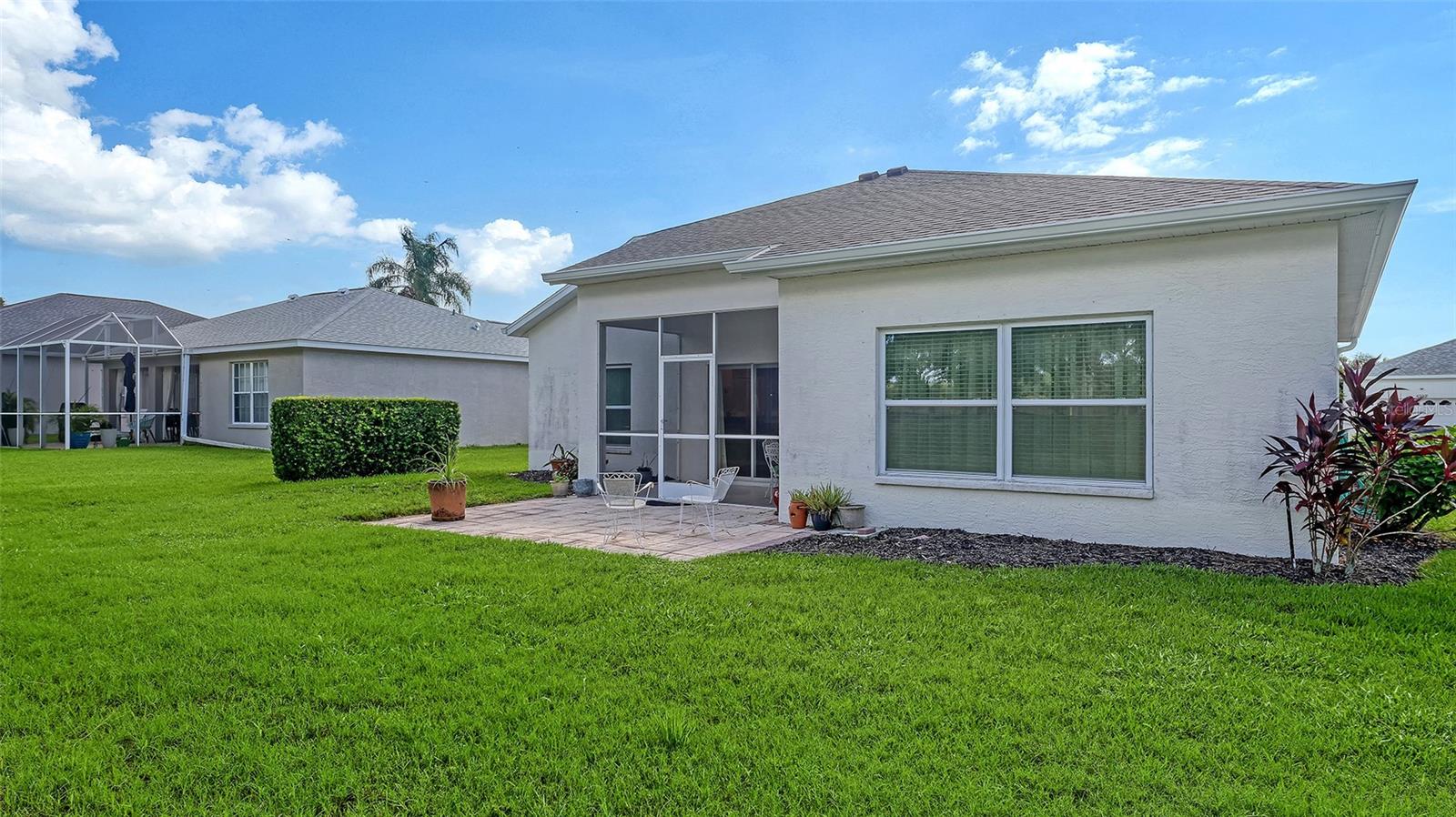 4933 THAMES LN — photo 39