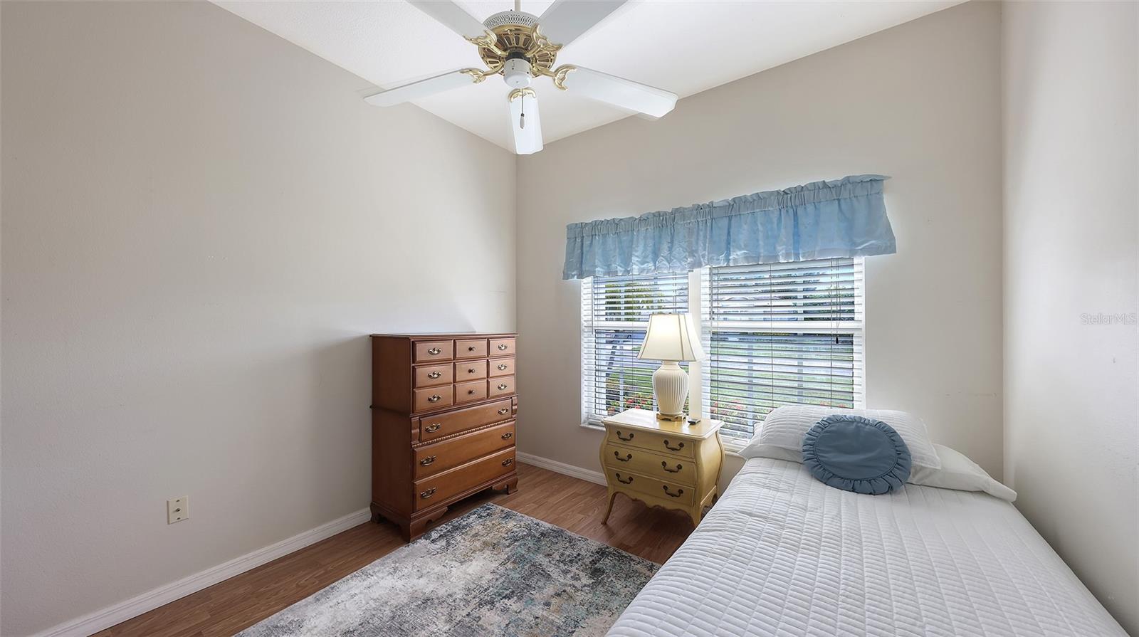 4933 THAMES LN — photo 29
