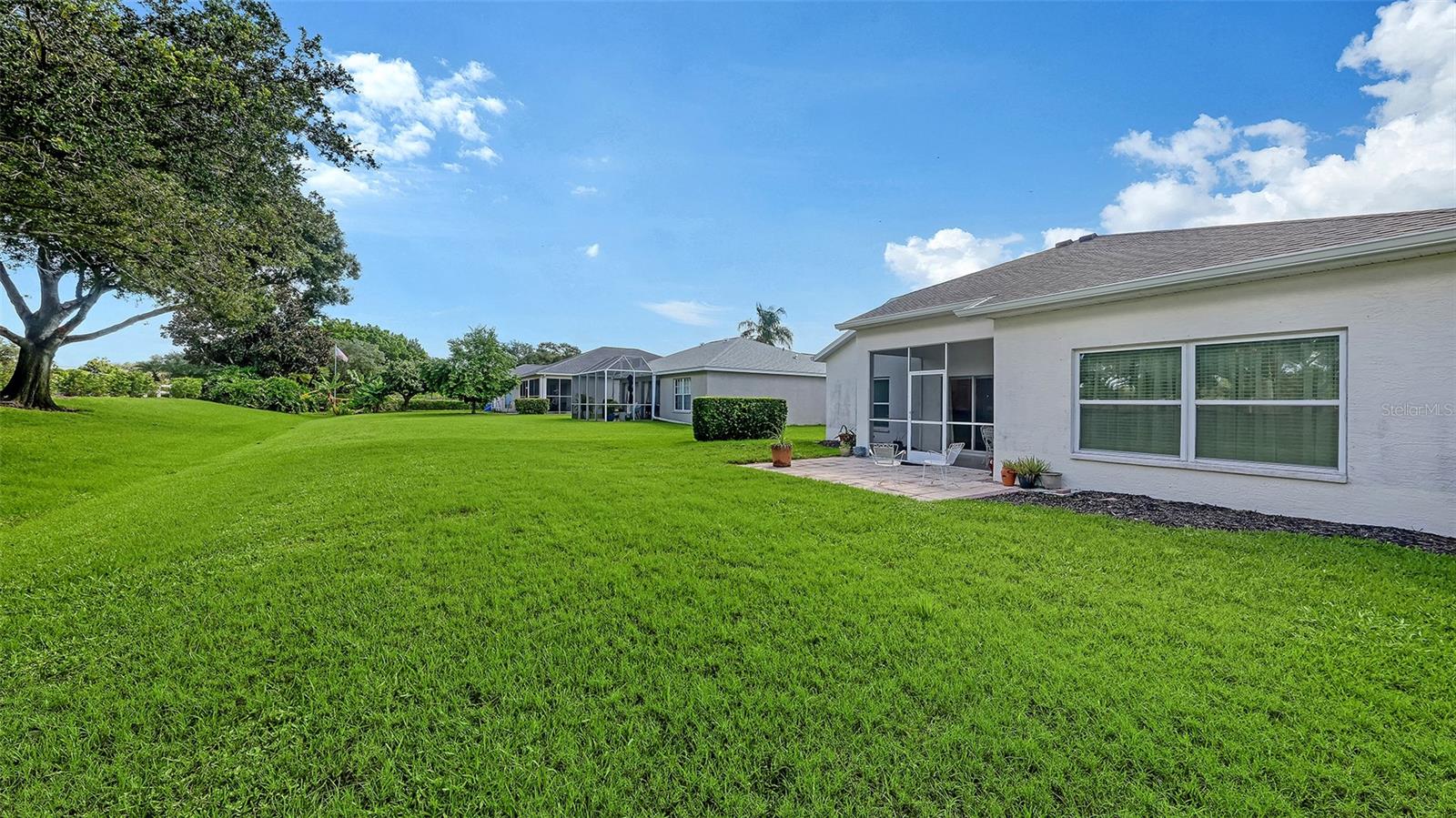4933 THAMES LN — photo 40