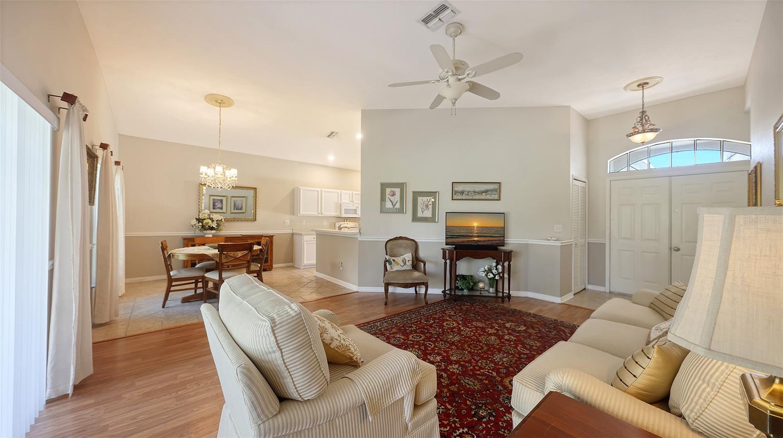 4933 THAMES LN — photo 10