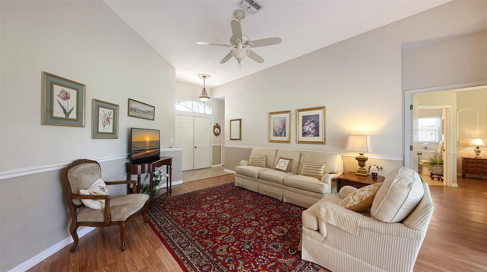 4933 THAMES LN — photo 9