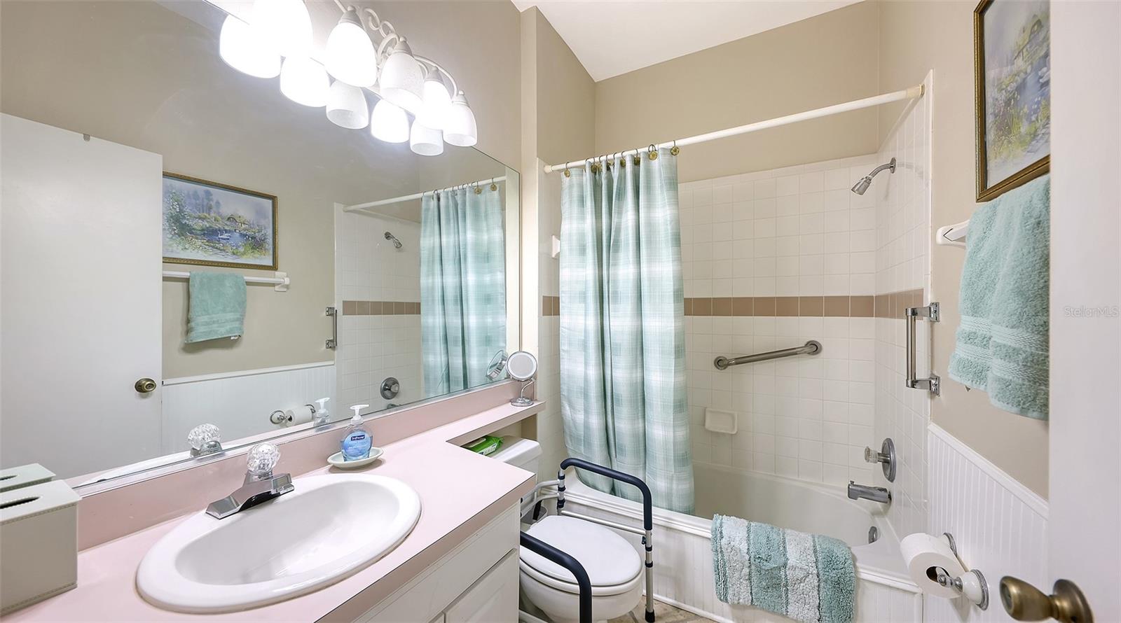 4933 THAMES LN — photo 31