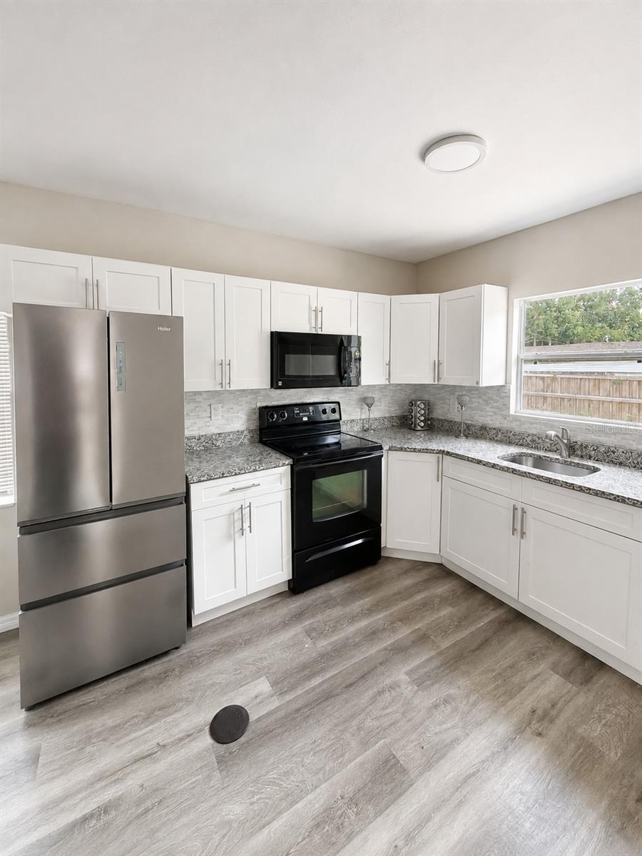 2503 N WILDER LOOP — photo 12