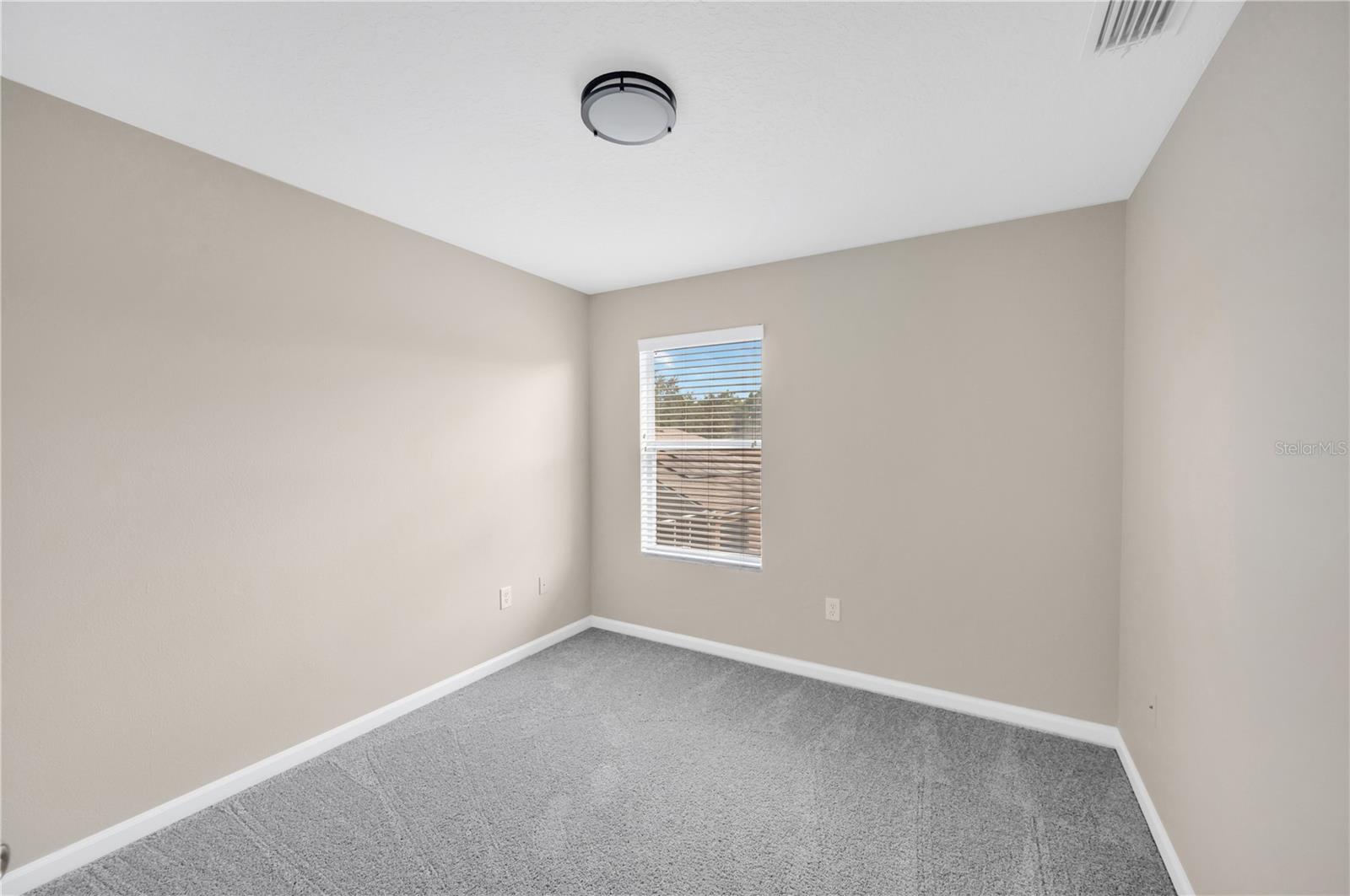 1804 SAMANTHA LN — photo 25