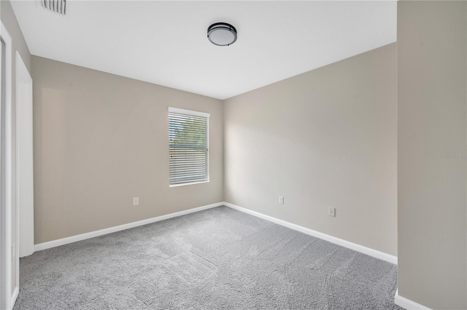 1804 SAMANTHA LN — photo 31