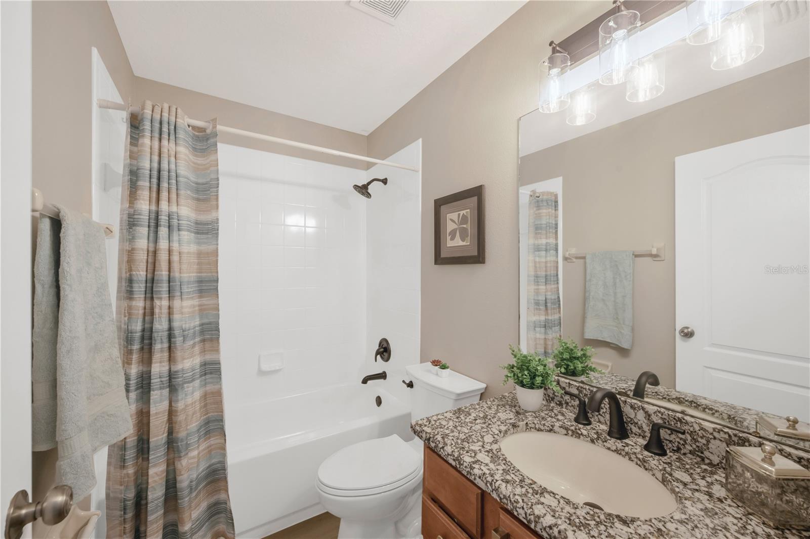 1804 SAMANTHA LN — photo 24