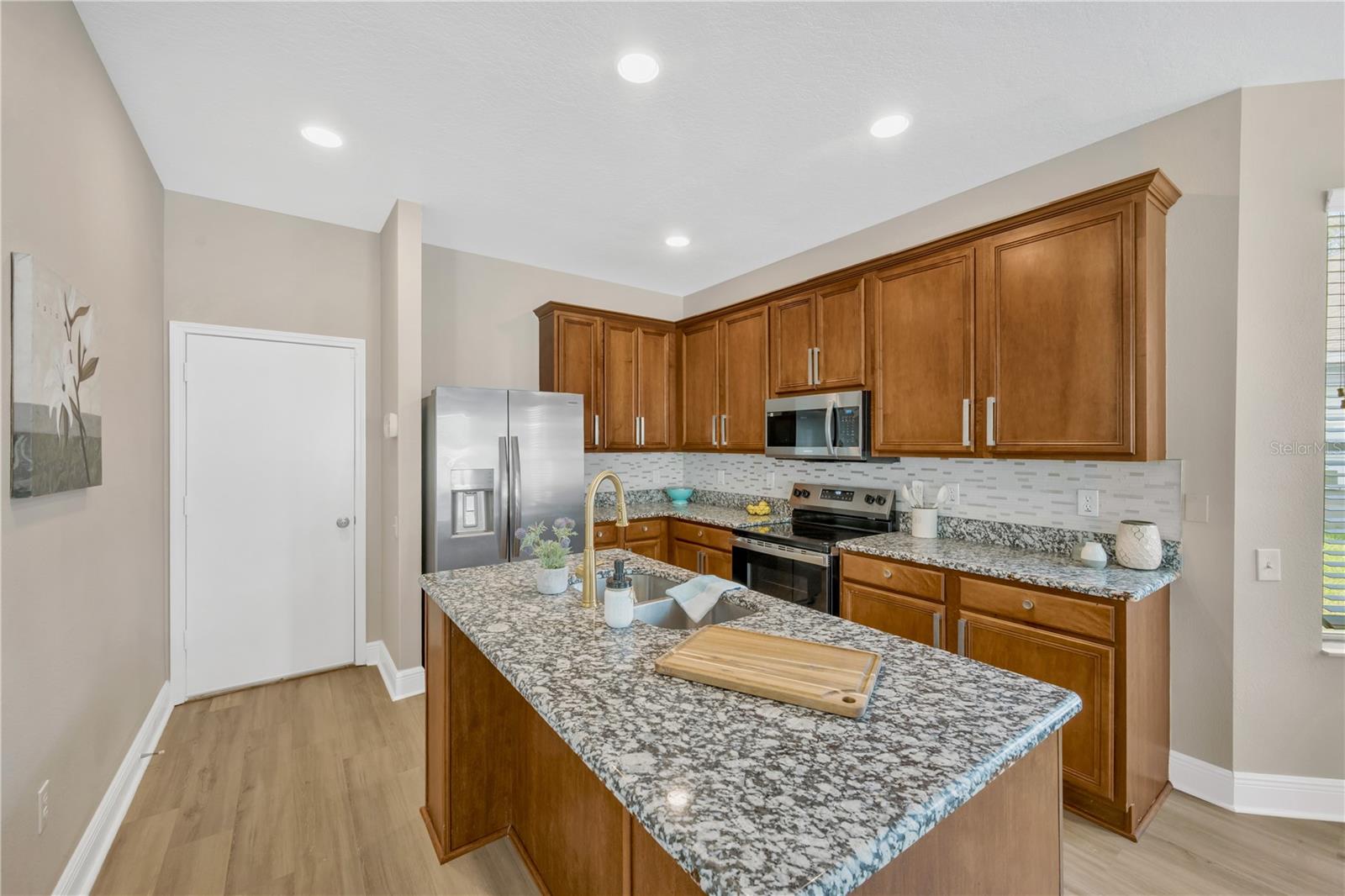 1804 SAMANTHA LN — photo 5