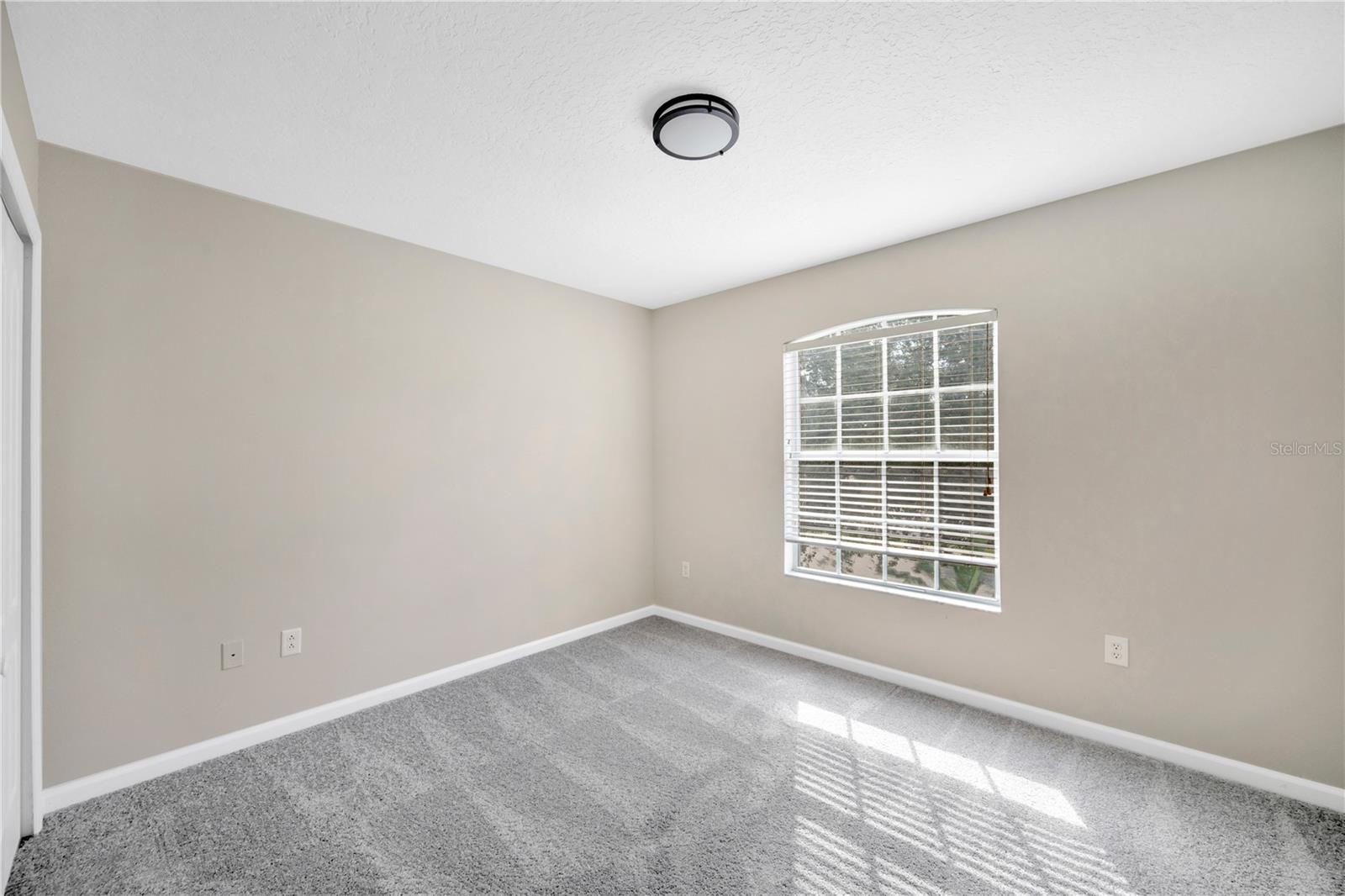 1804 SAMANTHA LN — photo 34
