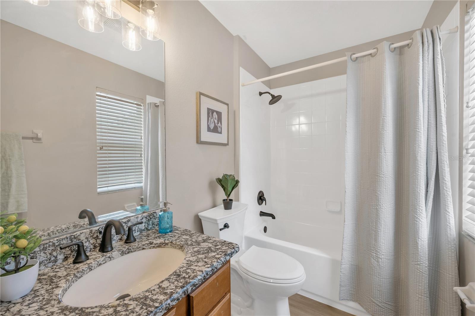 1804 SAMANTHA LN — photo 19