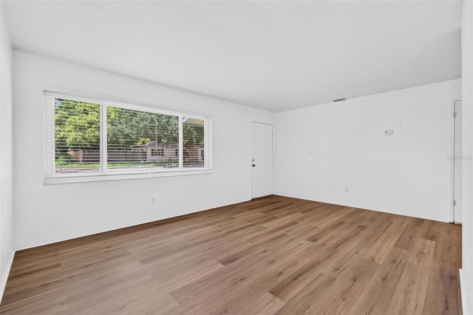 508 2ND ST SW — photo 3
