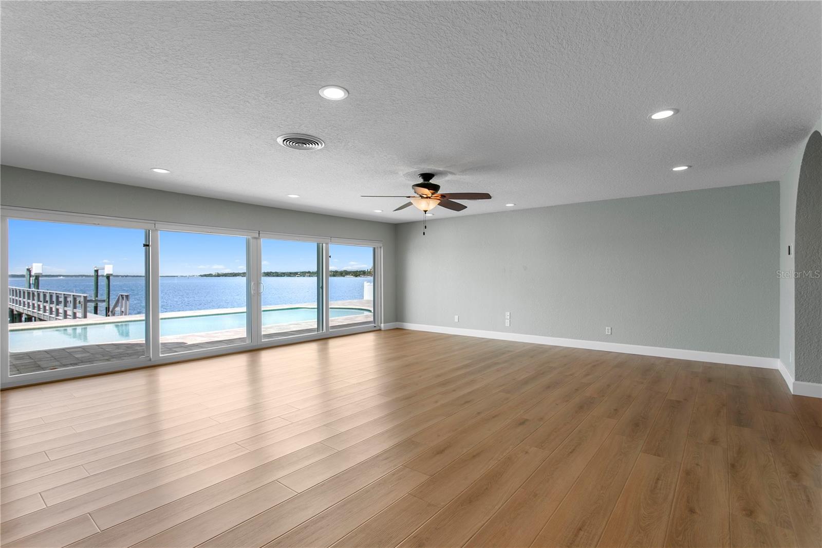 7989 CAUSEWAY BLVD N — photo 15