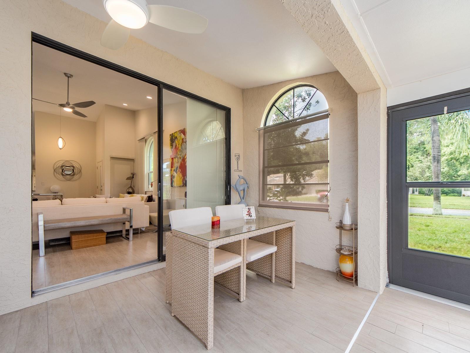 Home in PALM HARBOR — photo 12