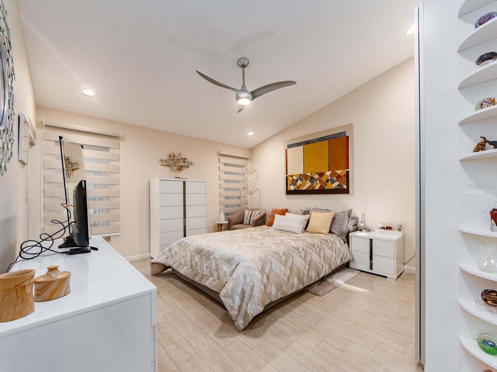 Home in PALM HARBOR — photo 28