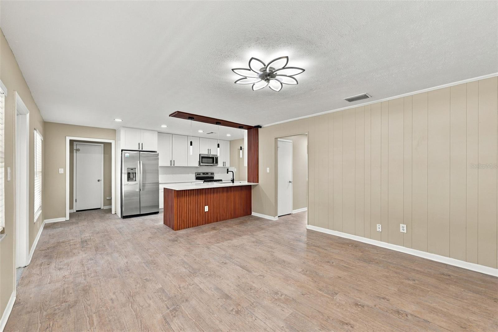 509 CLEMONS RD — photo 6