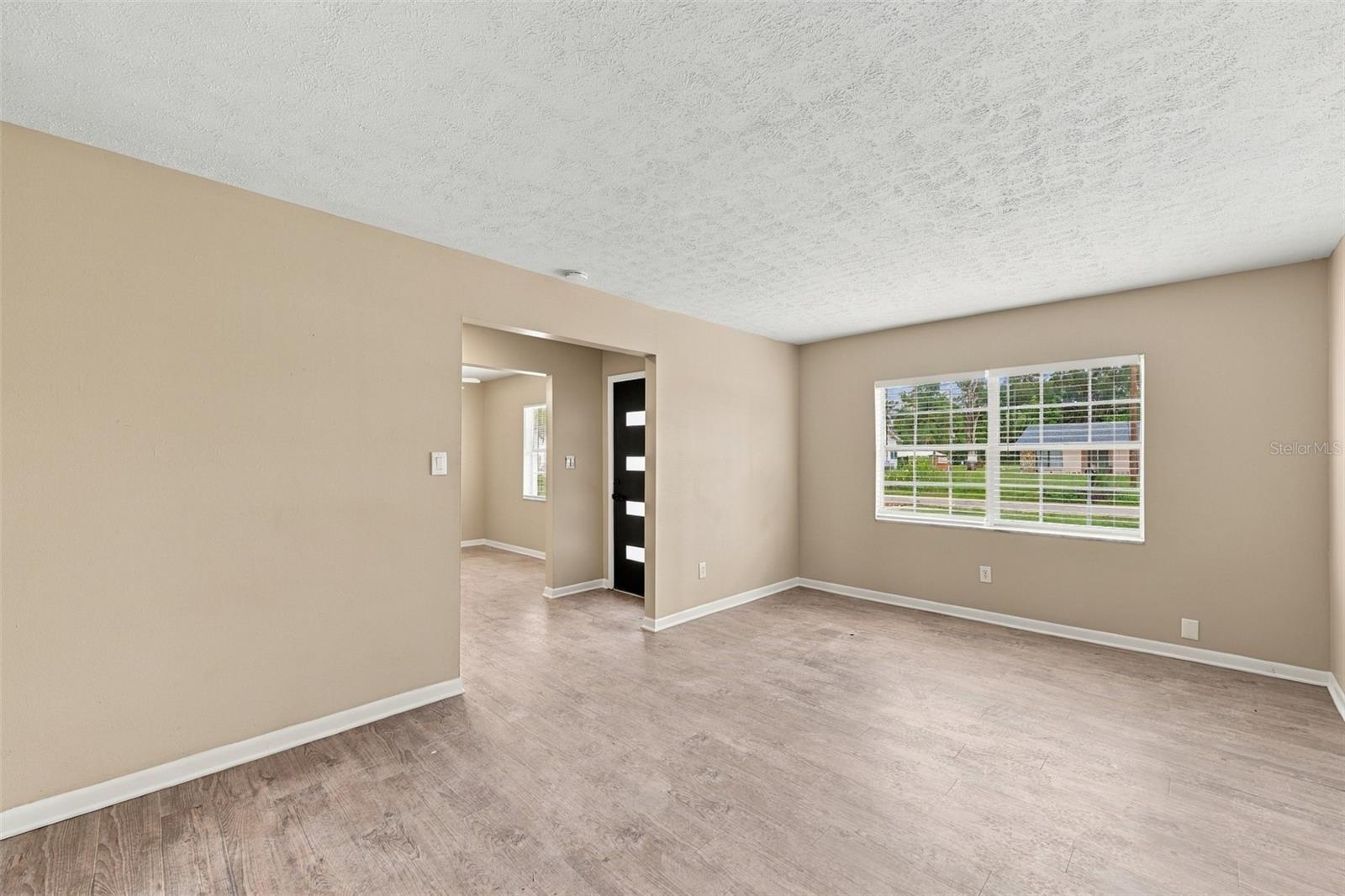 509 CLEMONS RD — photo 29