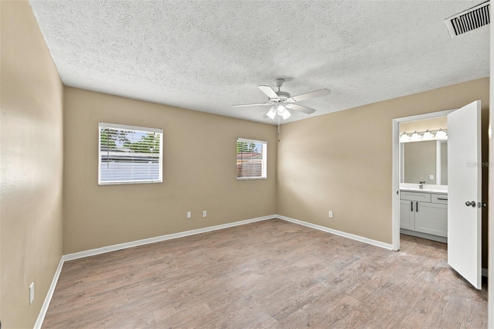 509 CLEMONS RD — photo 25