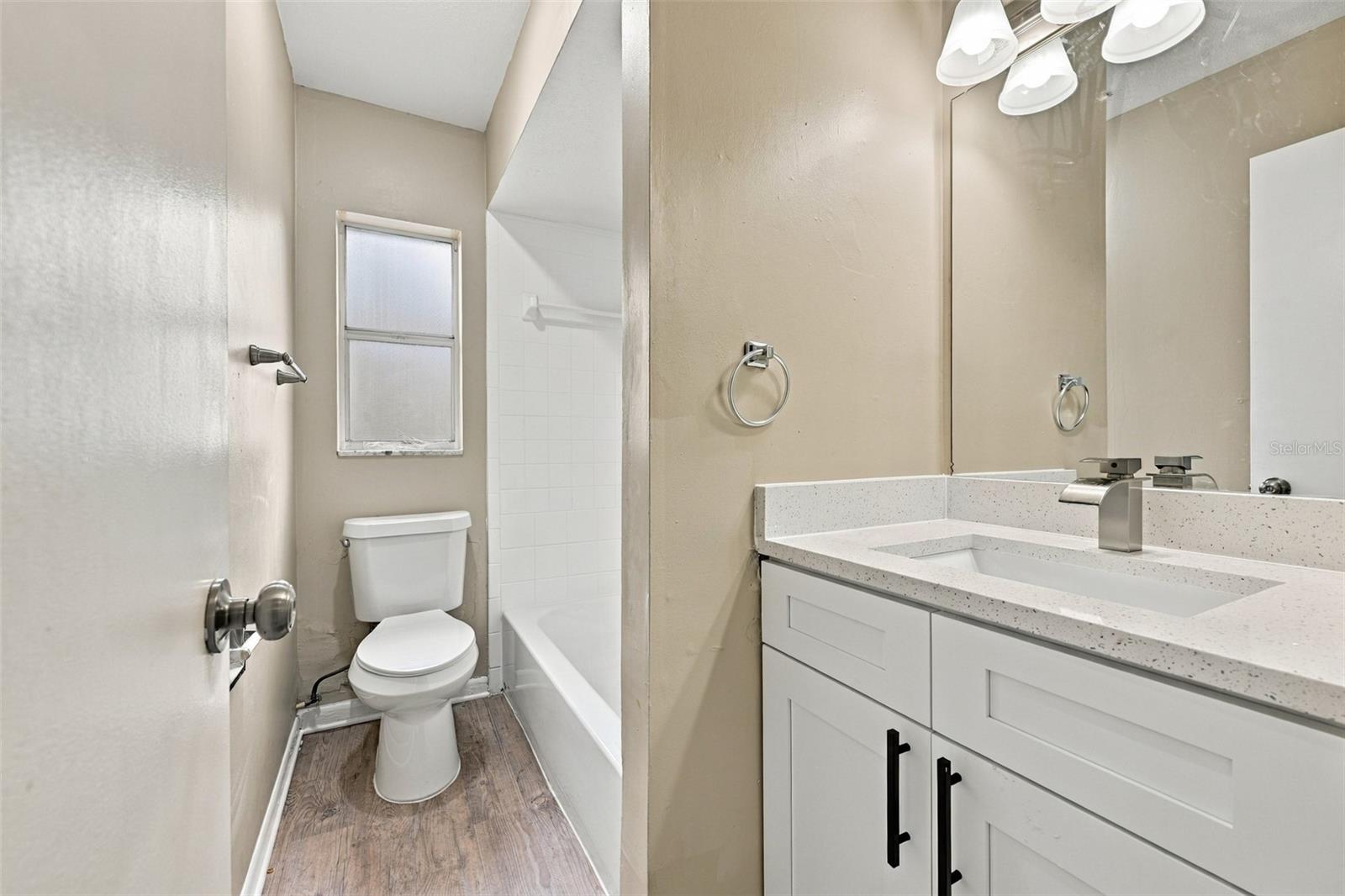 509 CLEMONS RD — photo 32